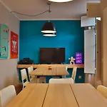 Casa Gaea بيت شباب براغا